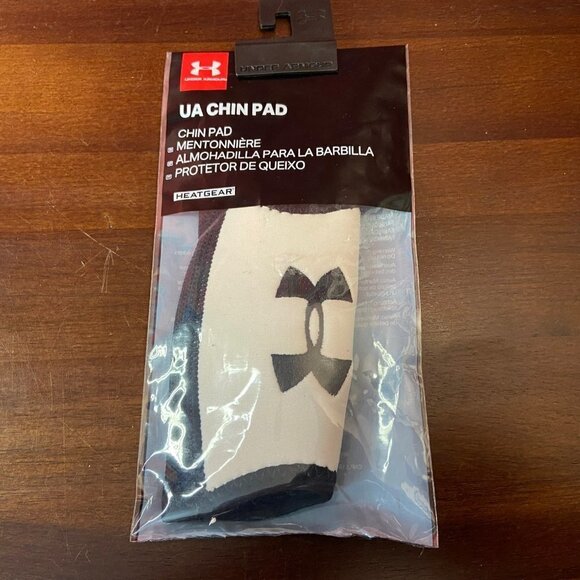 Under Armour HeatGear Sports Chin Pad - NEW! - Picture 2 of 3